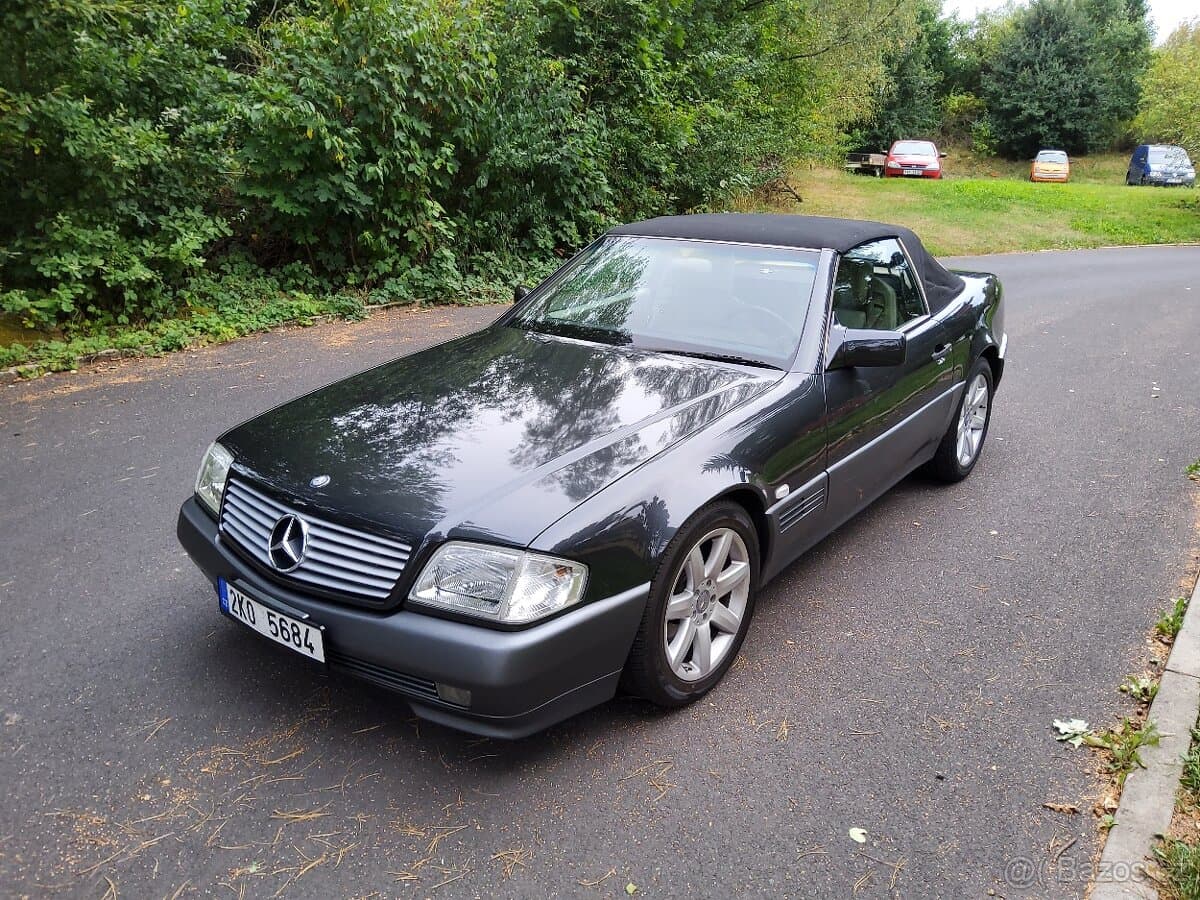 1991 Mercedes-Benz SL - 2