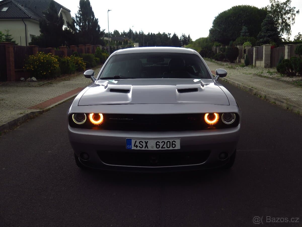 2018 Dodge CHALLENGER - 2