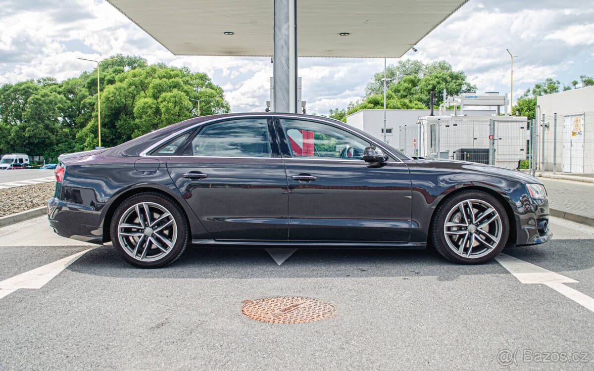 2017 Audi A8 - 2