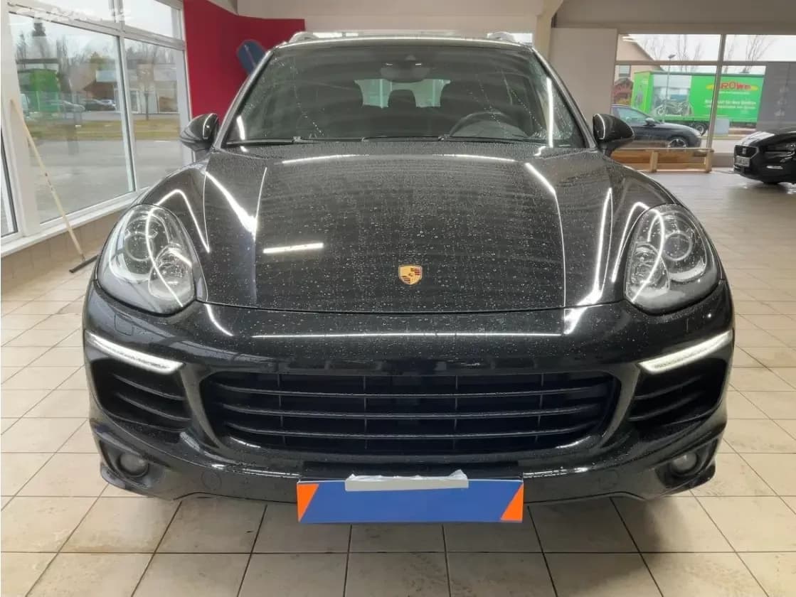 2016 Porsche CAYENNE - 2