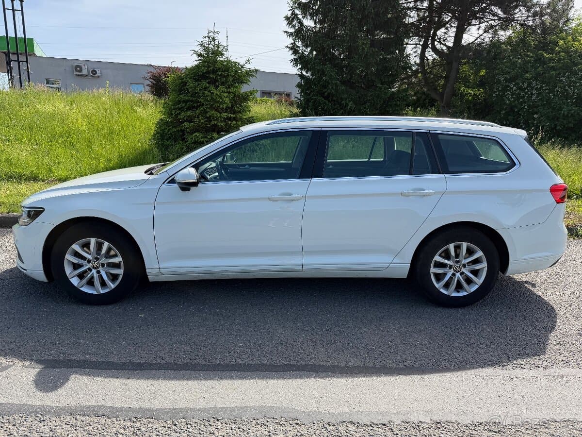 2021 Volkswagen PASSAT - 2