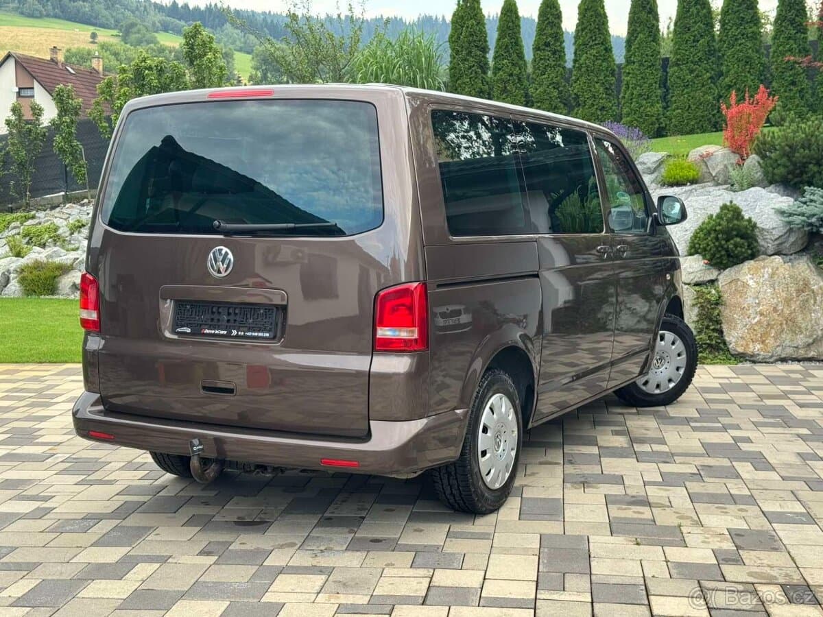 2010 Volkswagen CARAVELLE - 2