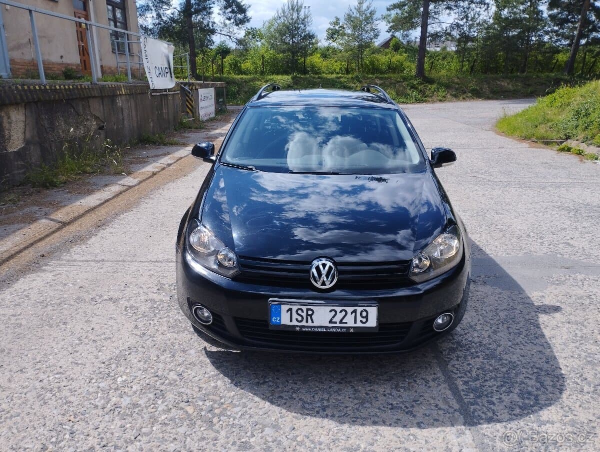 2011 Volkswagen GOLF - 2