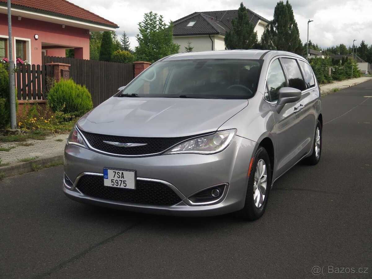 2018 Chrysler PACIFICA - 2