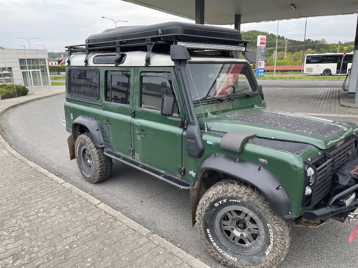 2001 Land Rover DEFENDER - 2