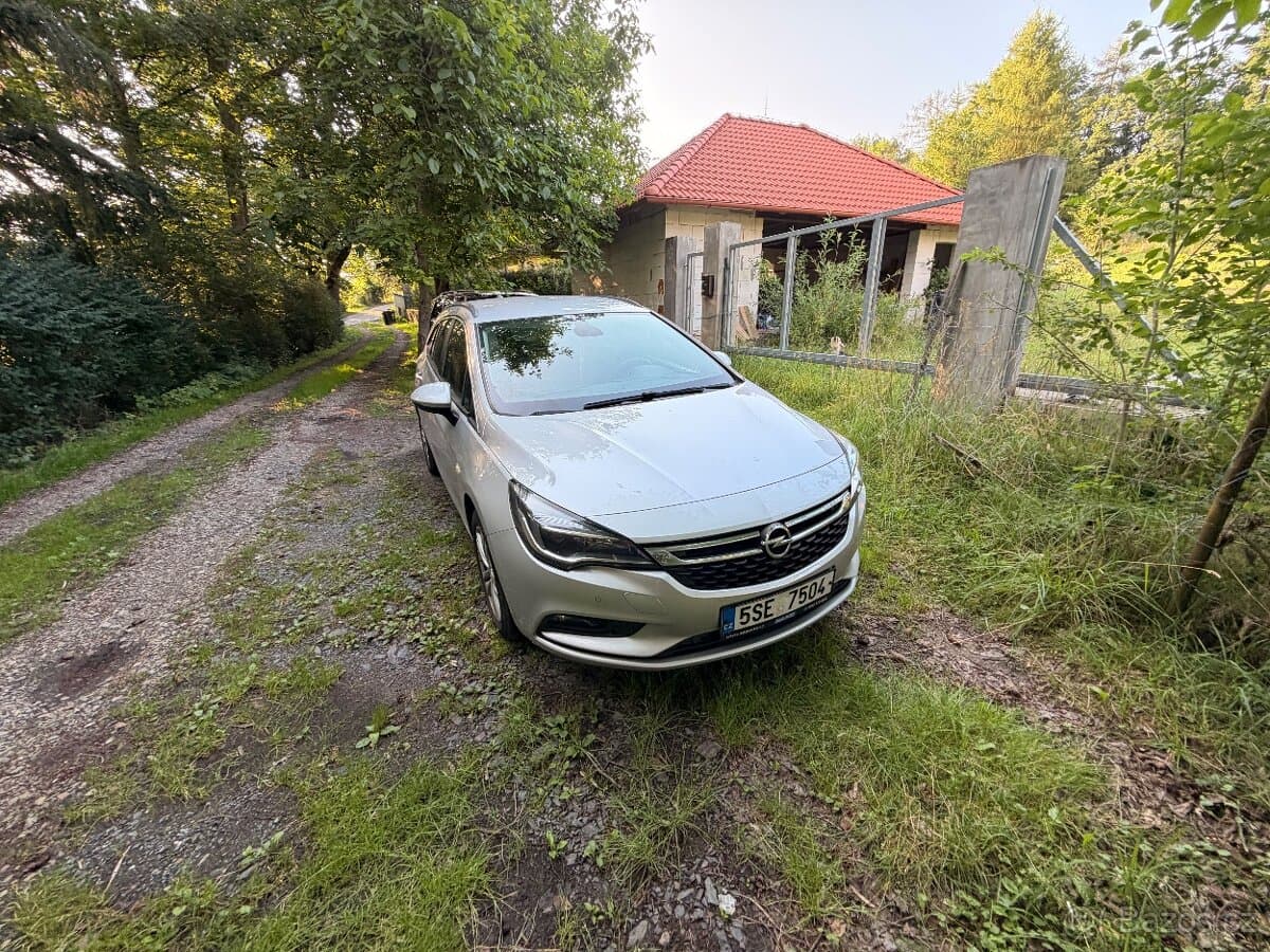 Opel ASTRA - 2