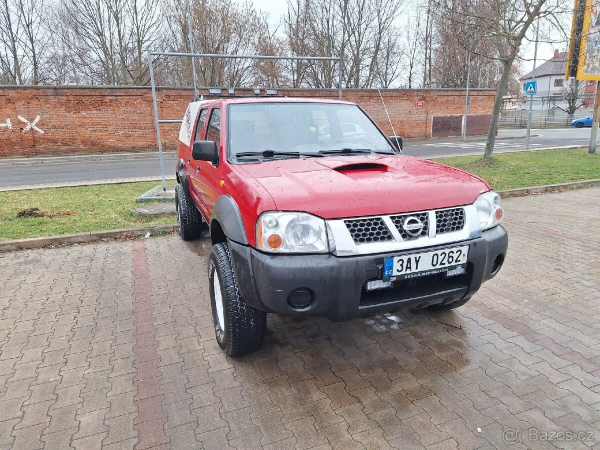 2002 Nissan NAVARA - 2