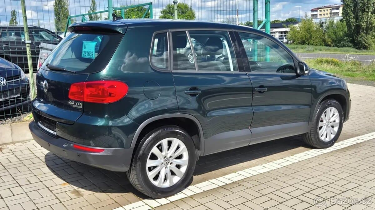 2012 Volkswagen TIGUAN - 2