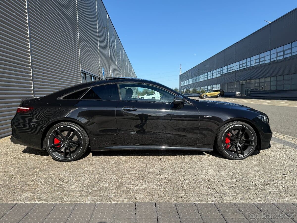 2022 Mercedes-Benz OSTATNÍ - 2