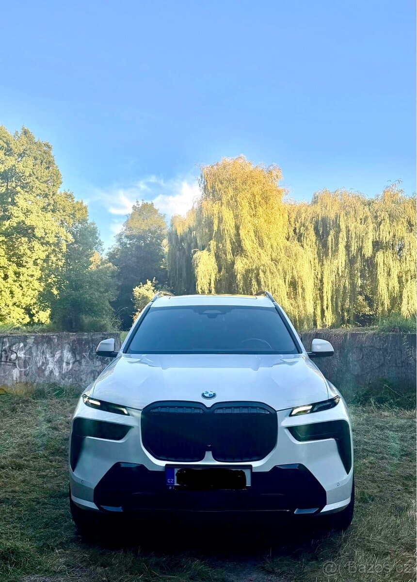 2023 BMW X7 - 2