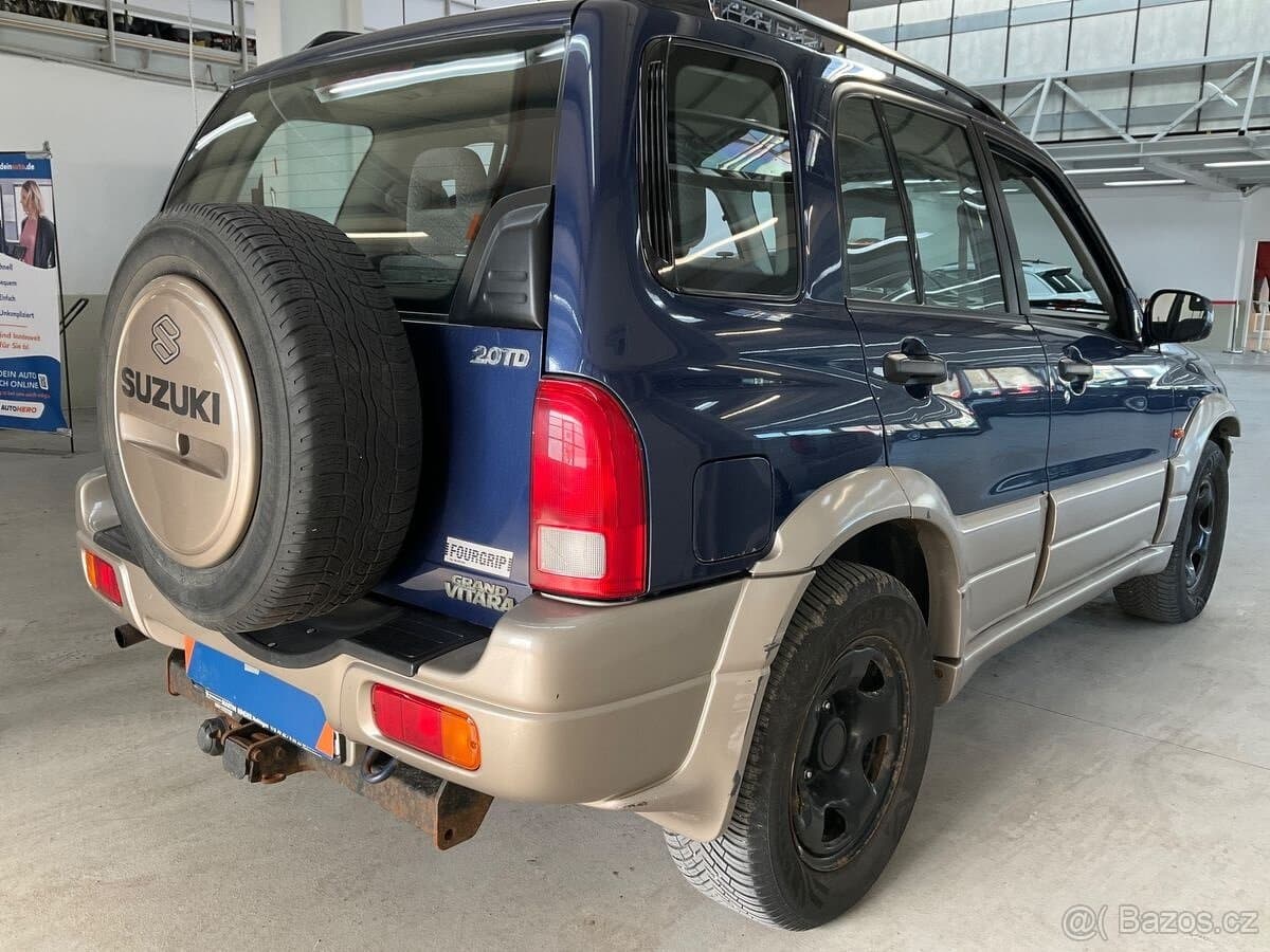 2003 Suzuki GRAND - 2
