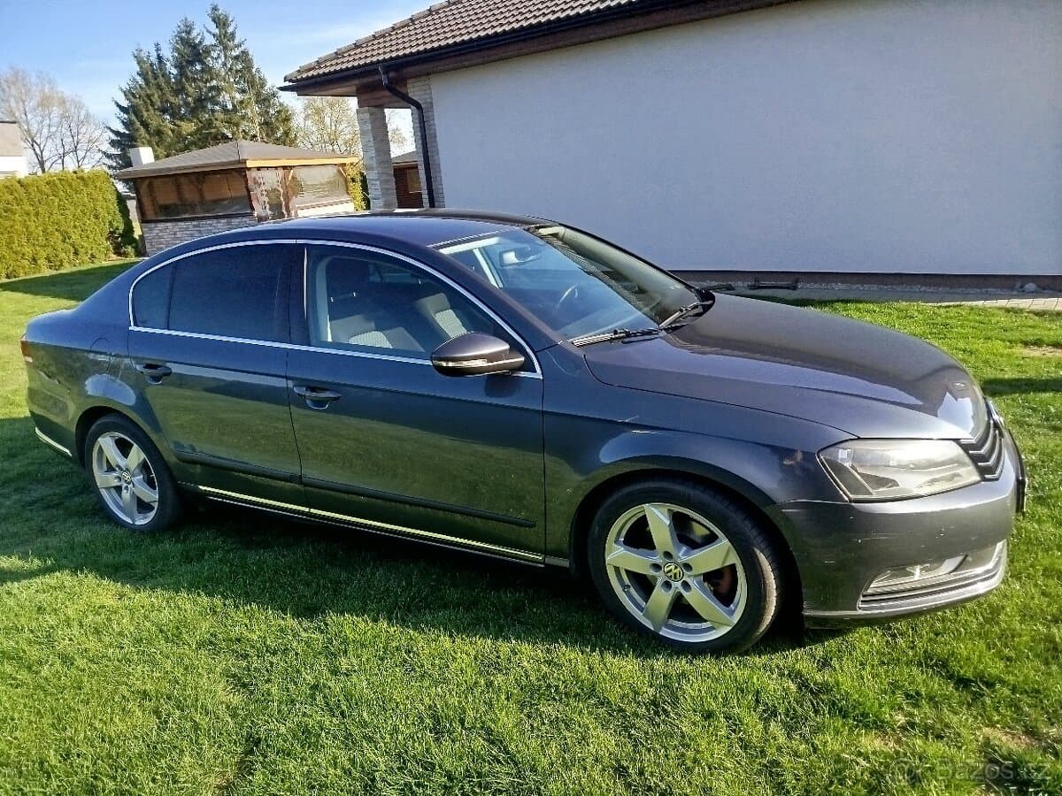 2014 Volkswagen PASSAT - 2