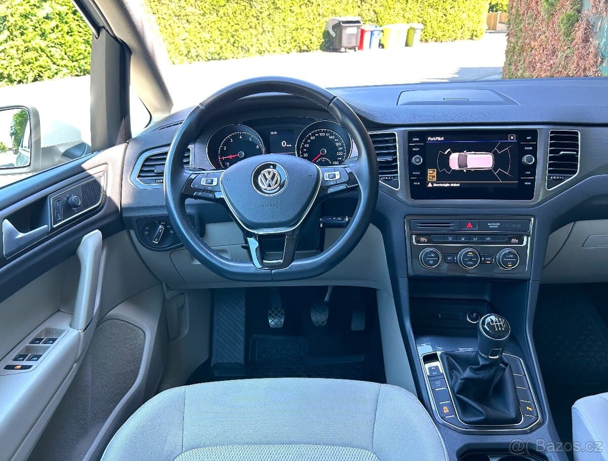 2019 Volkswagen GOLF - 2