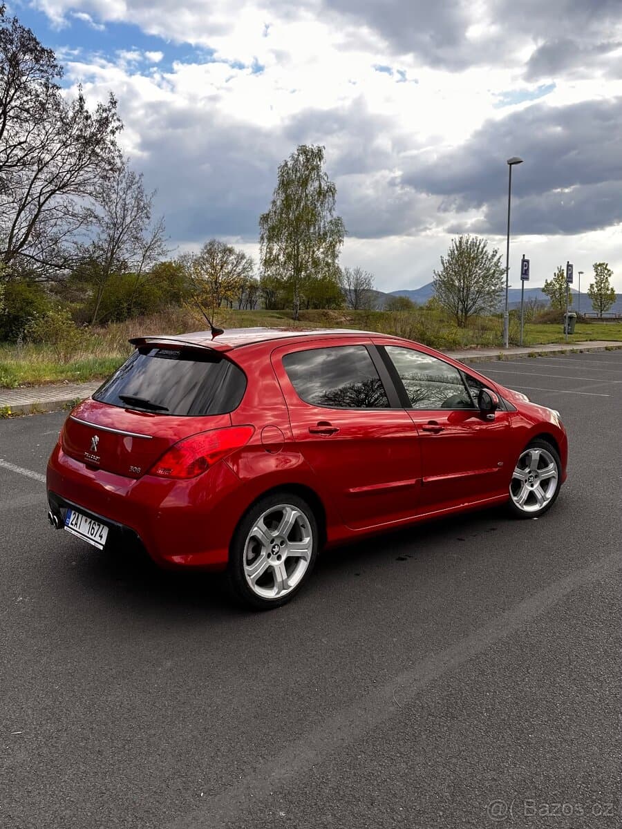 2011 Peugeot 308 - 2