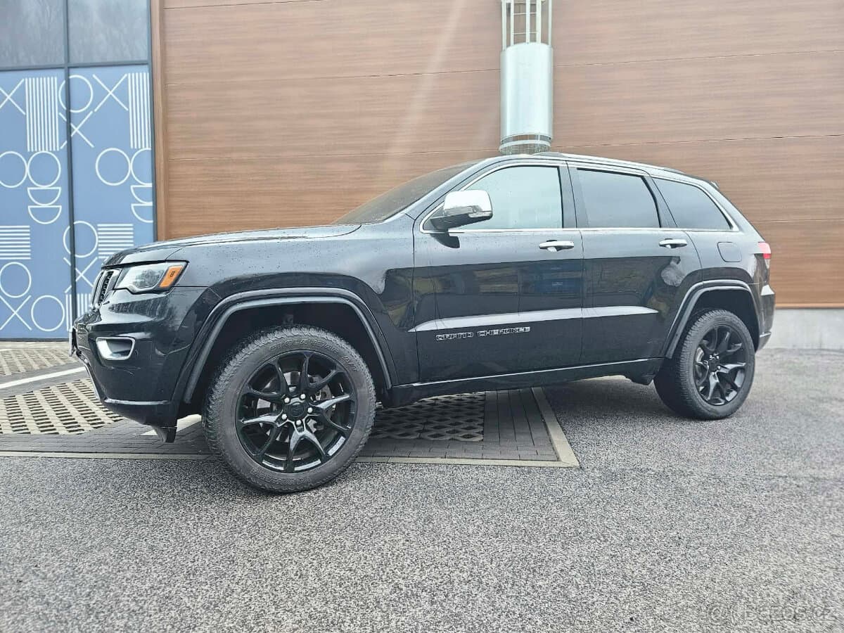 2018 Jeep CHEROKEE - 2