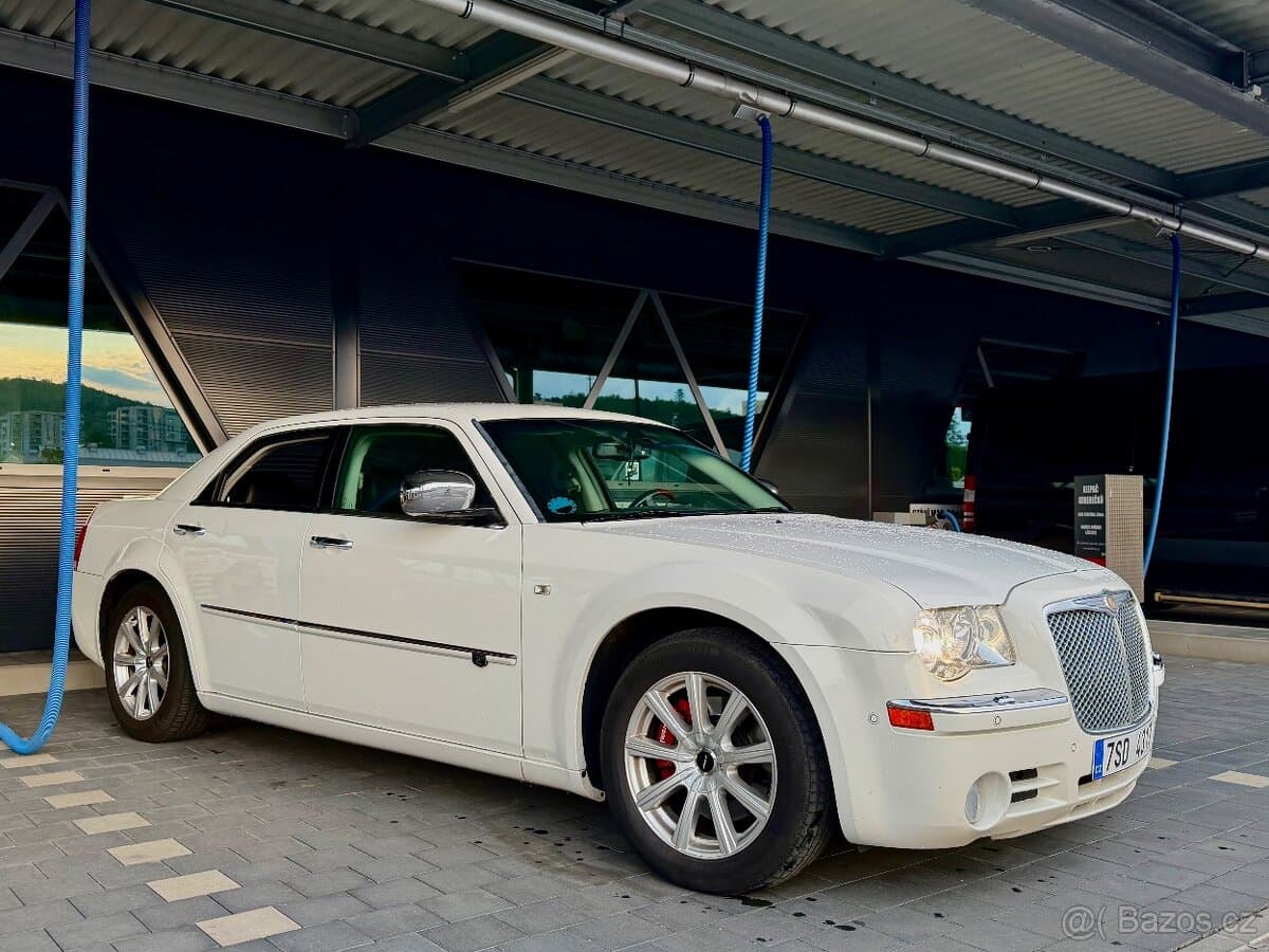 2010 Chrysler 300C - 2