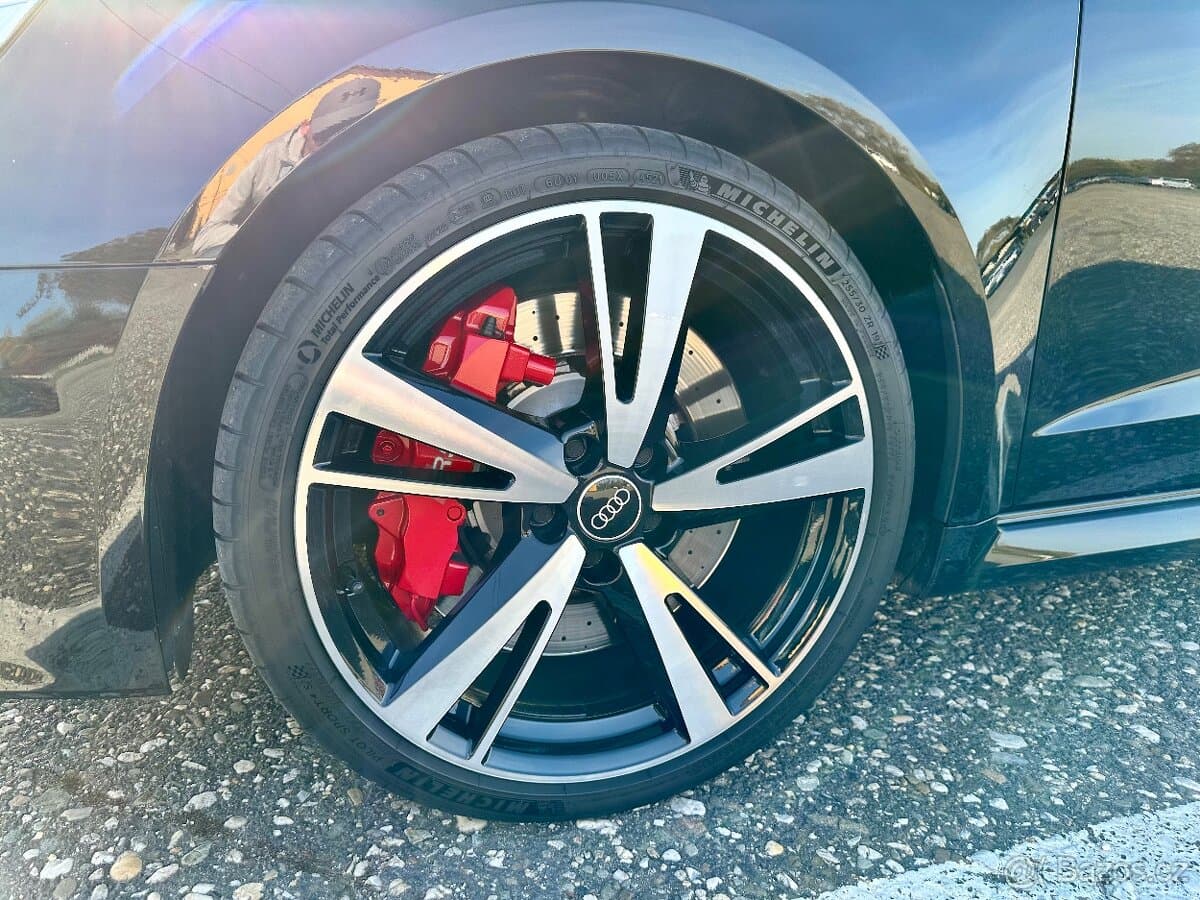 Audi RS3 - 2