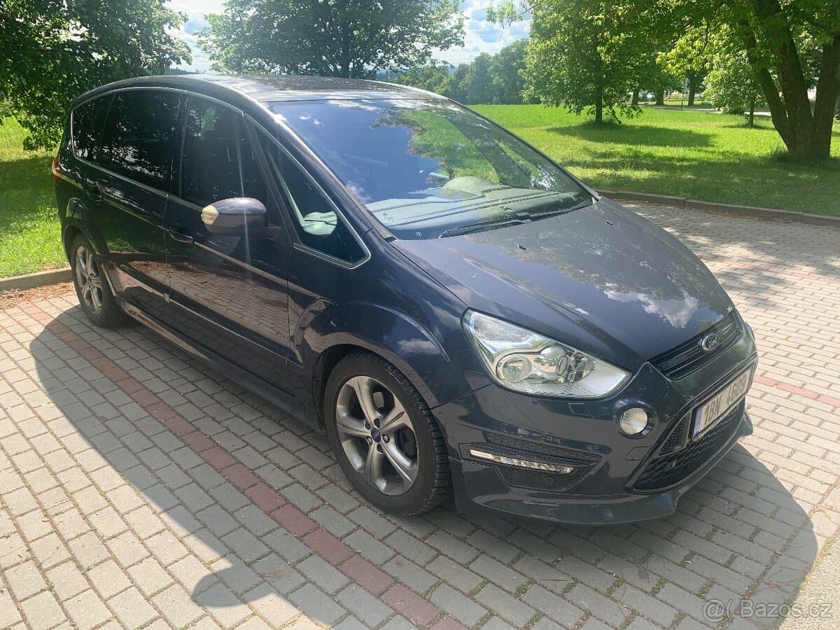2011 Ford S-MAX - 2