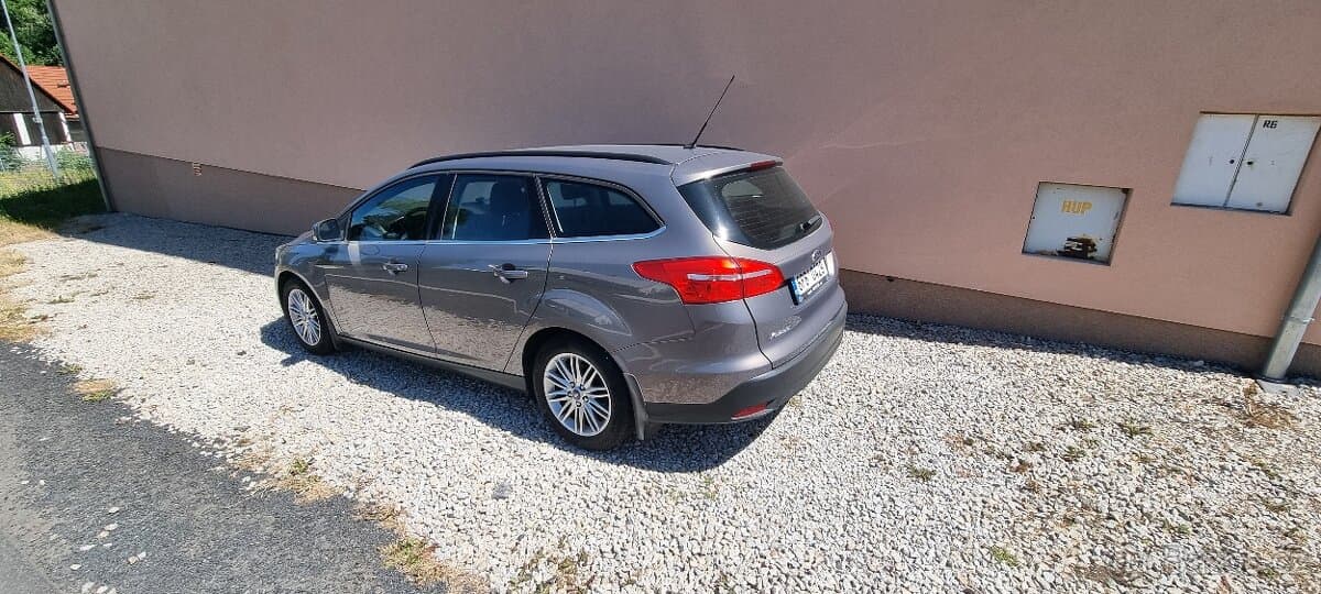 2015 Ford FOCUS - 2