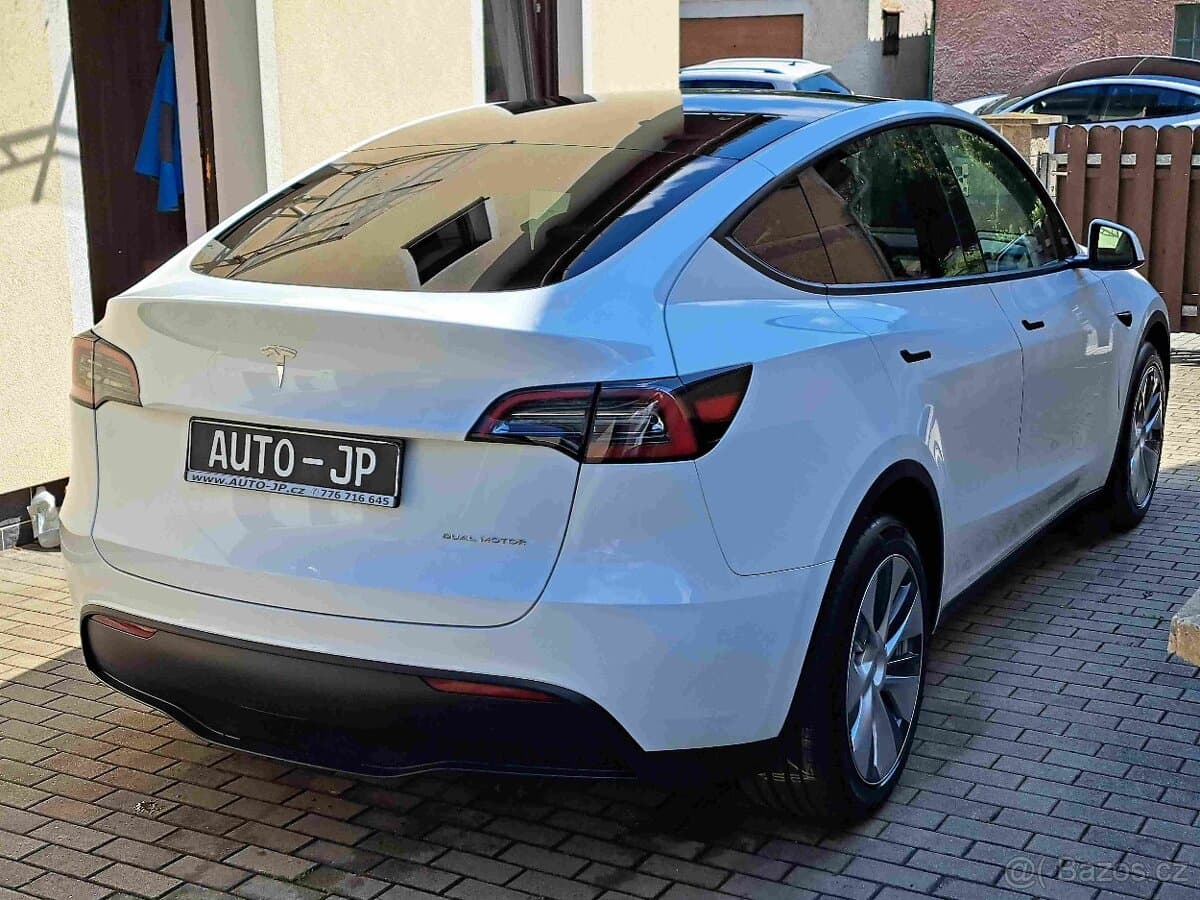 2023 Tesla MODEL Y - 2