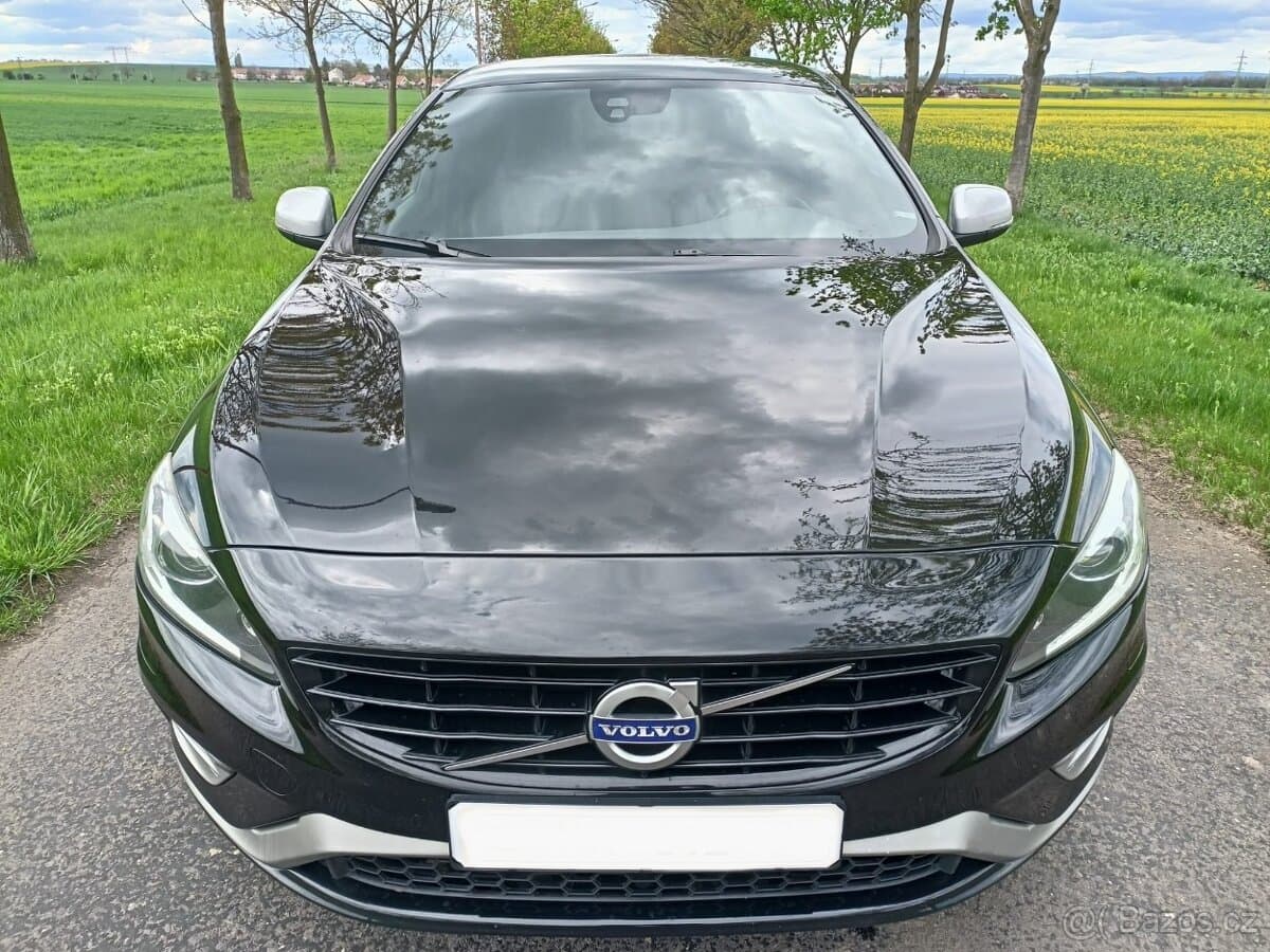 2015 Volvo V60 - 2