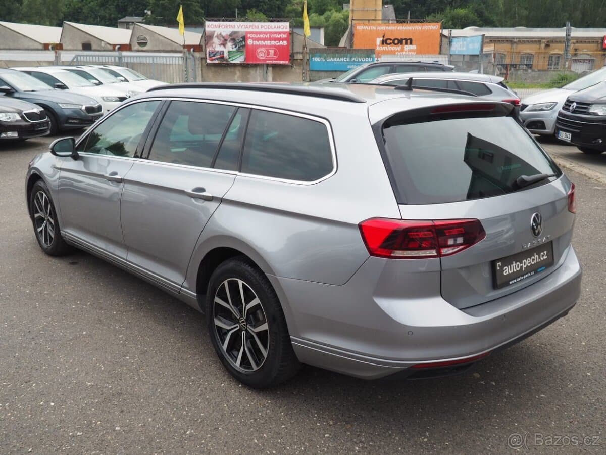 2020 Volkswagen PASSAT - 2