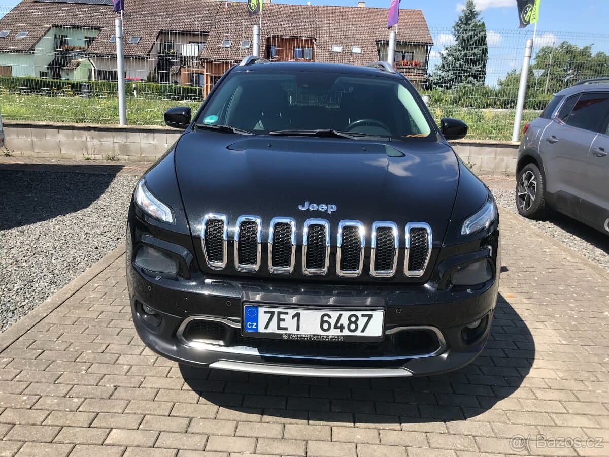 2015 Jeep CHEROKEE - 2