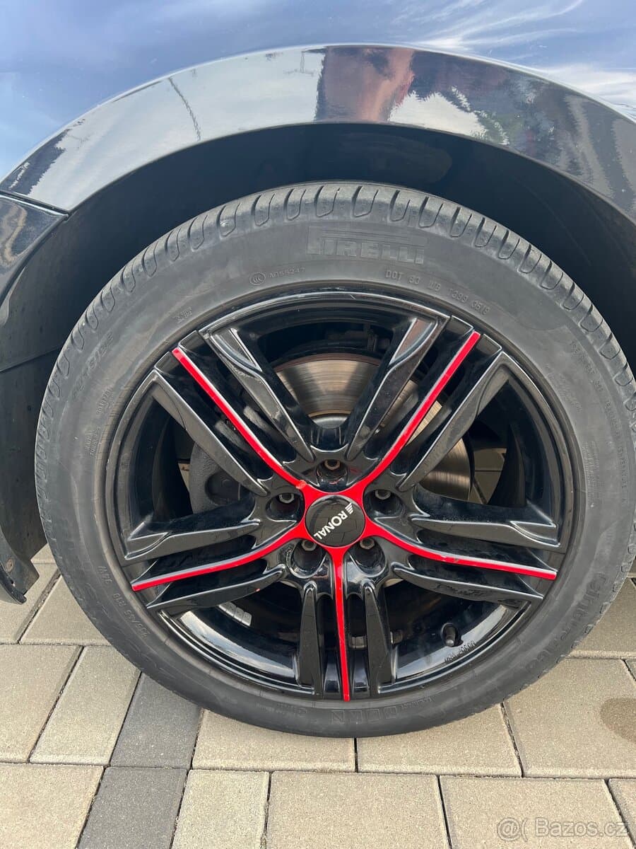 2018 Volkswagen PASSAT - 2