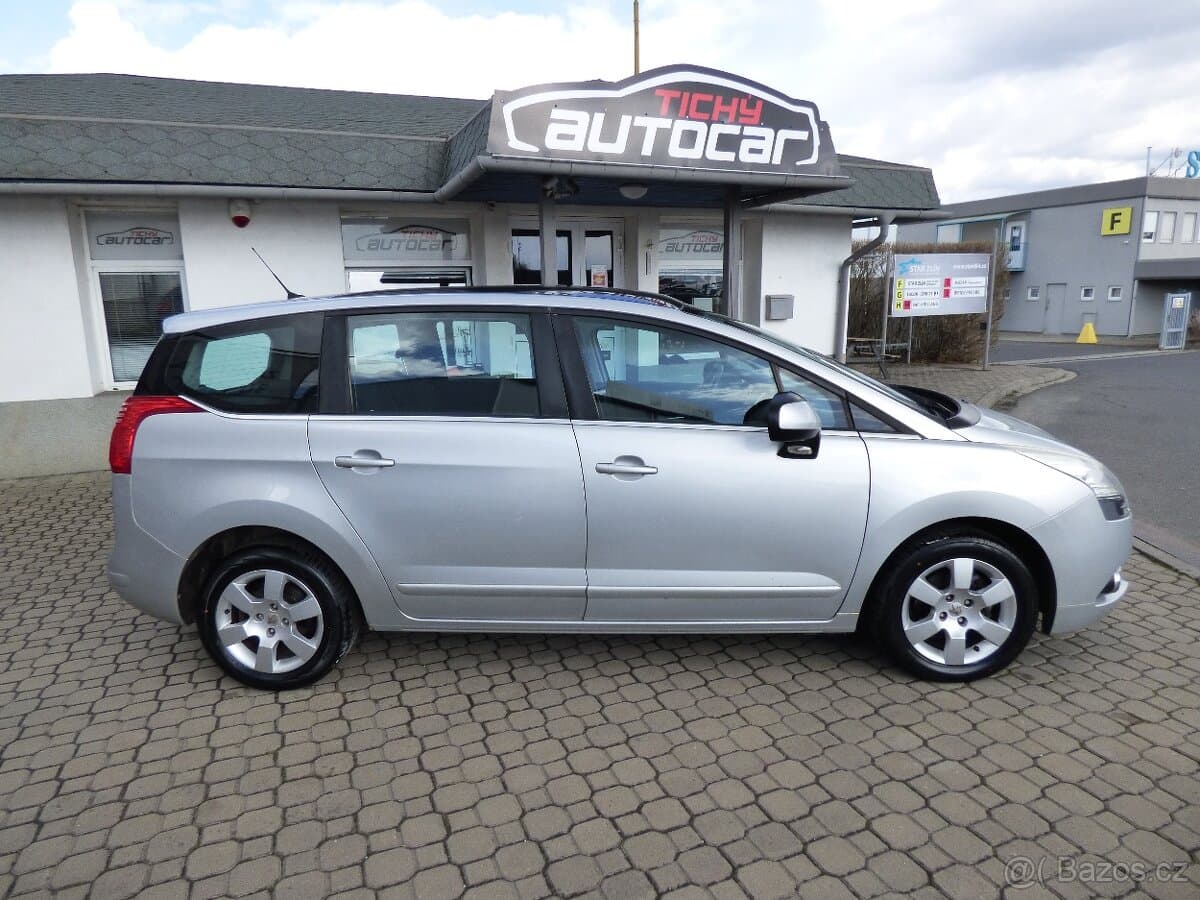 2010 Peugeot 5008 - 2