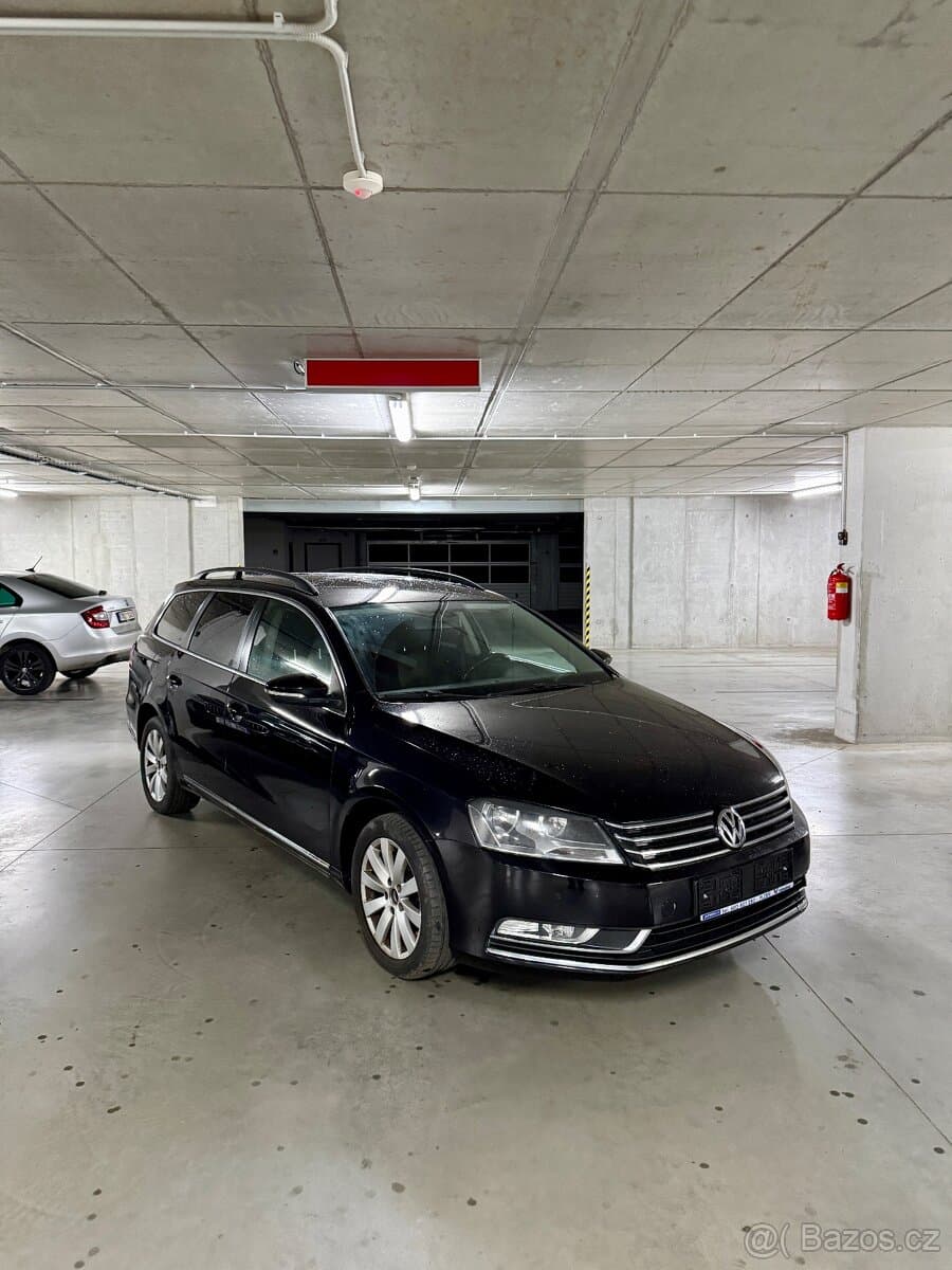 2013 Volkswagen PASSAT - 2