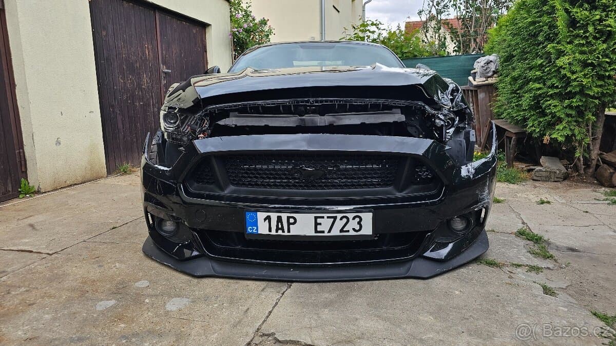 2016 Ford MUSTANG - 2