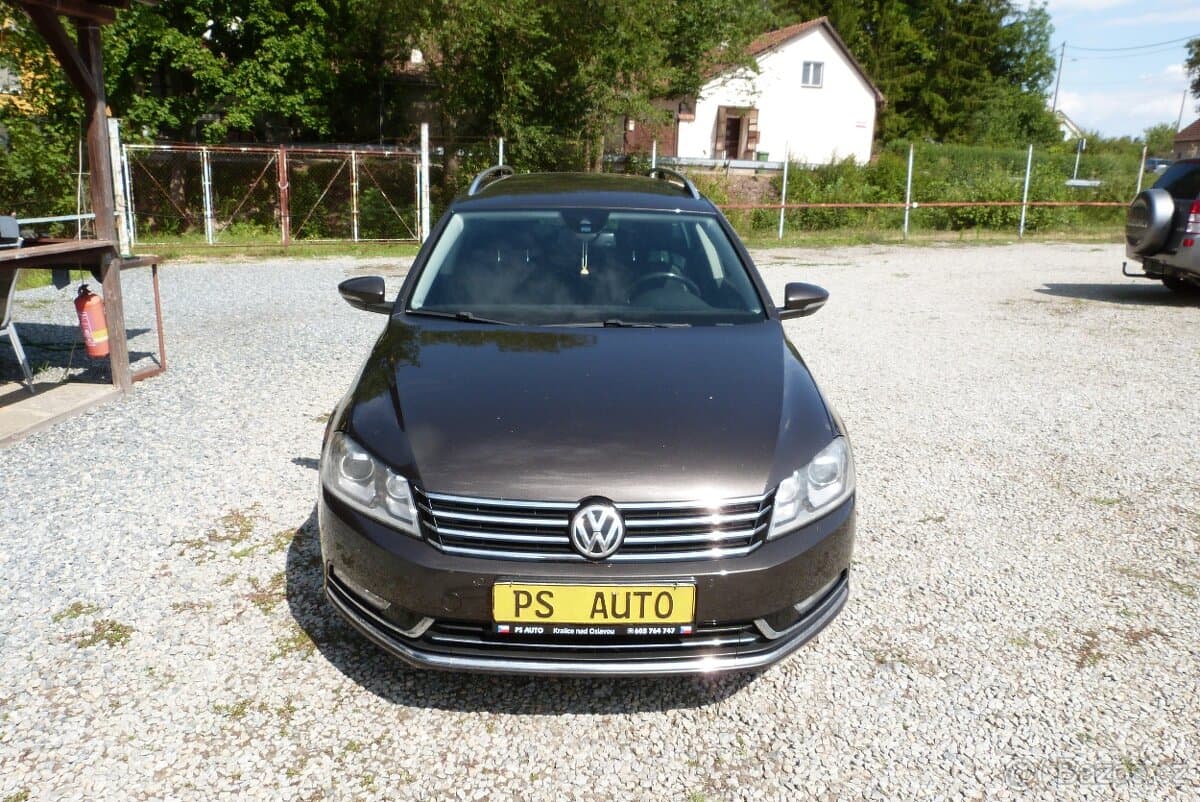 2012 Volkswagen PASSAT - 2