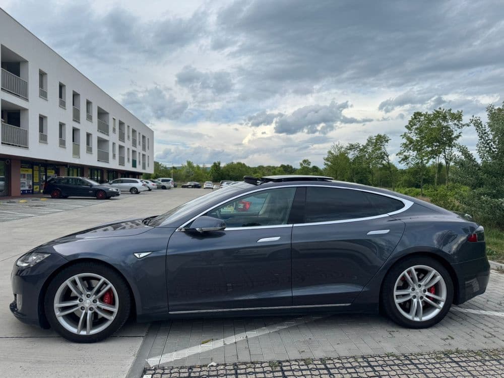 2015 Tesla OSTATNÍ - 2