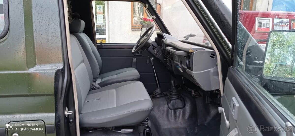 2009 Toyota LAND CRUISER - 2