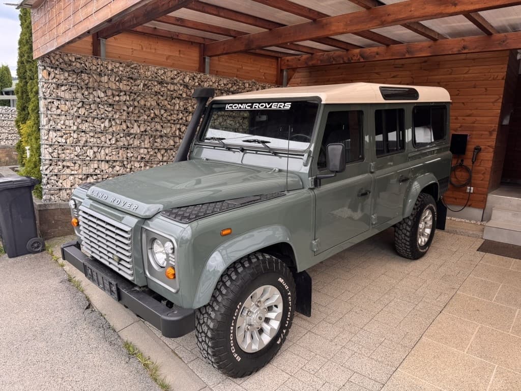 2010 Land Rover DEFENDER - 2