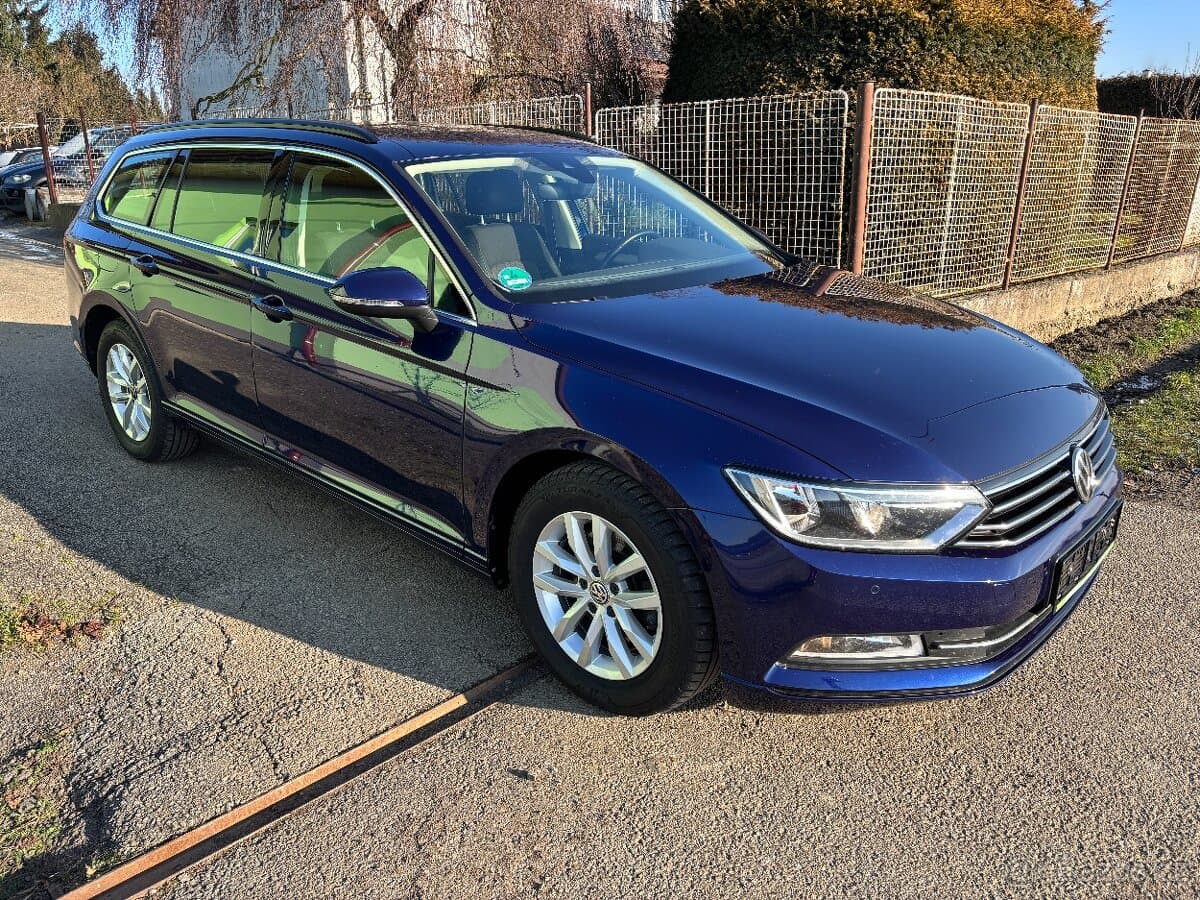 2018 Volkswagen PASSAT - 2