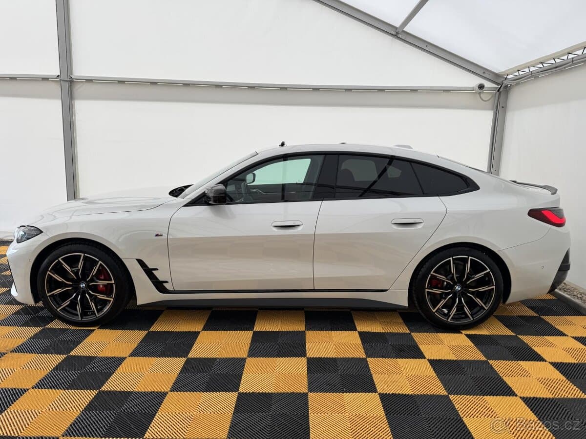 2023 BMW M4 - 2