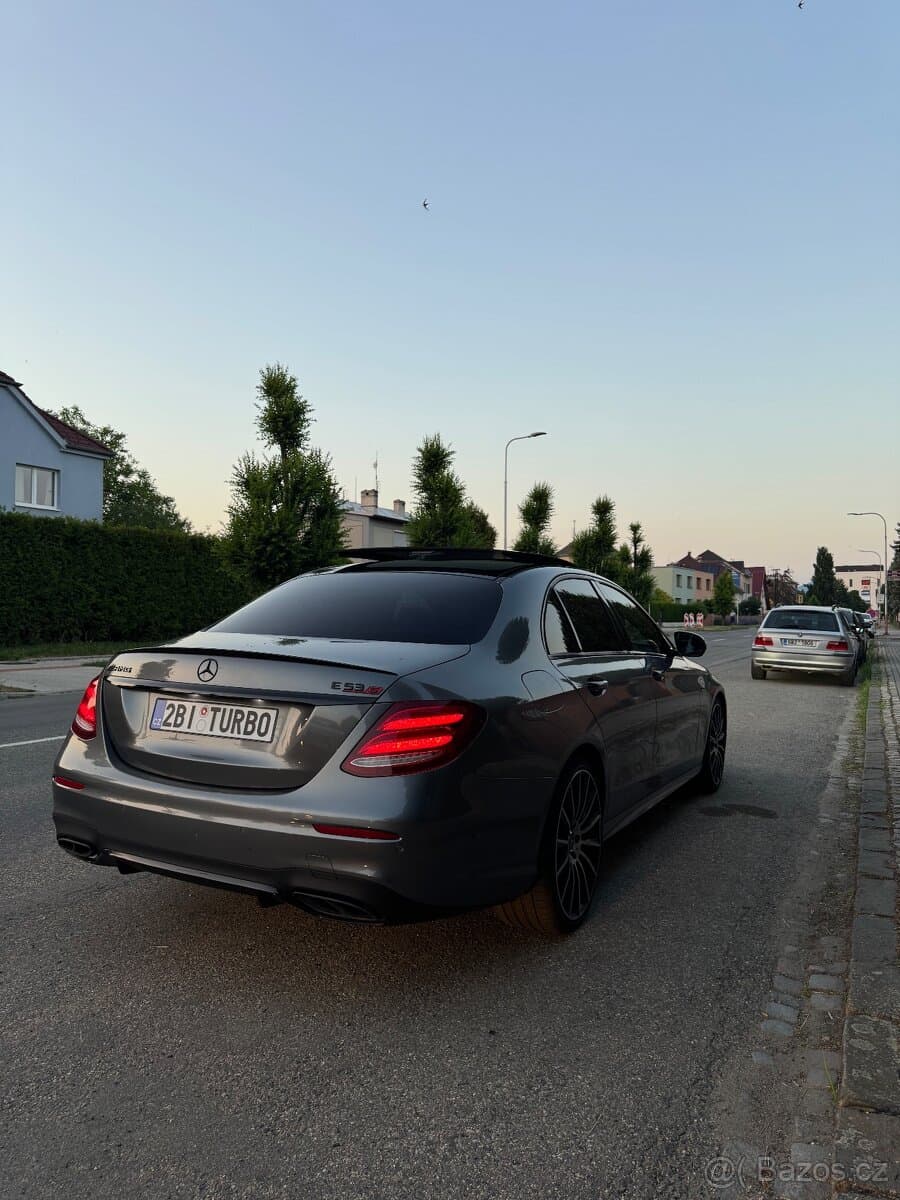 2017 Mercedes-Benz OSTATNÍ - 2