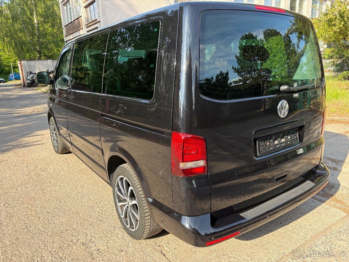 2013 Volkswagen MULTIVAN - 2