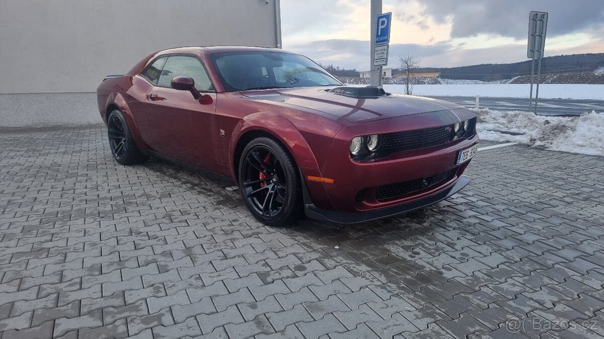 2022 Dodge CHALLENGER - 2