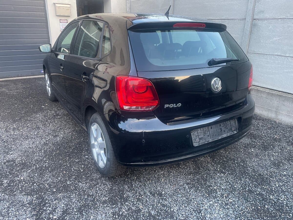 2010 Volkswagen POLO - 2