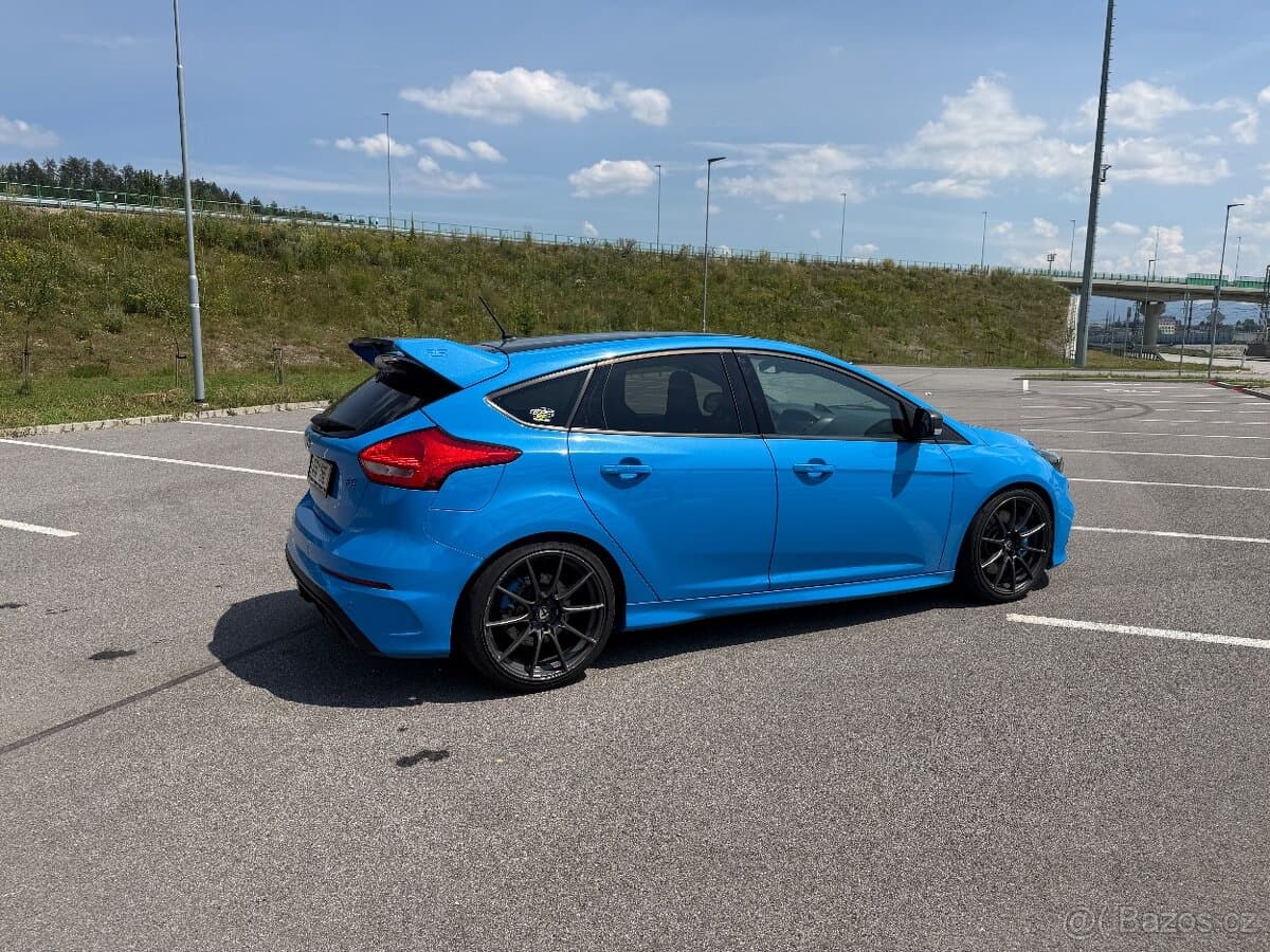 2016 Ford FOCUS - 2