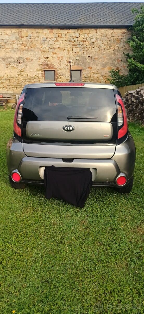 2016 Kia SOUL - 2