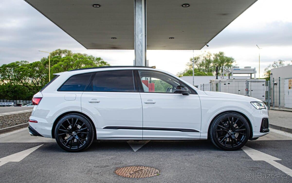 2022 Audi SQ7 - 2