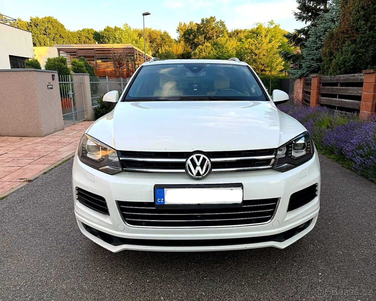2013 Volkswagen TOUAREG - 2