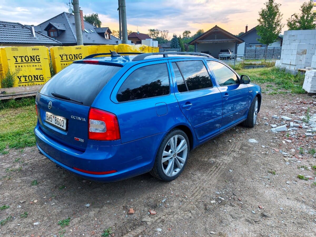 Škoda OCTAVIA - 2