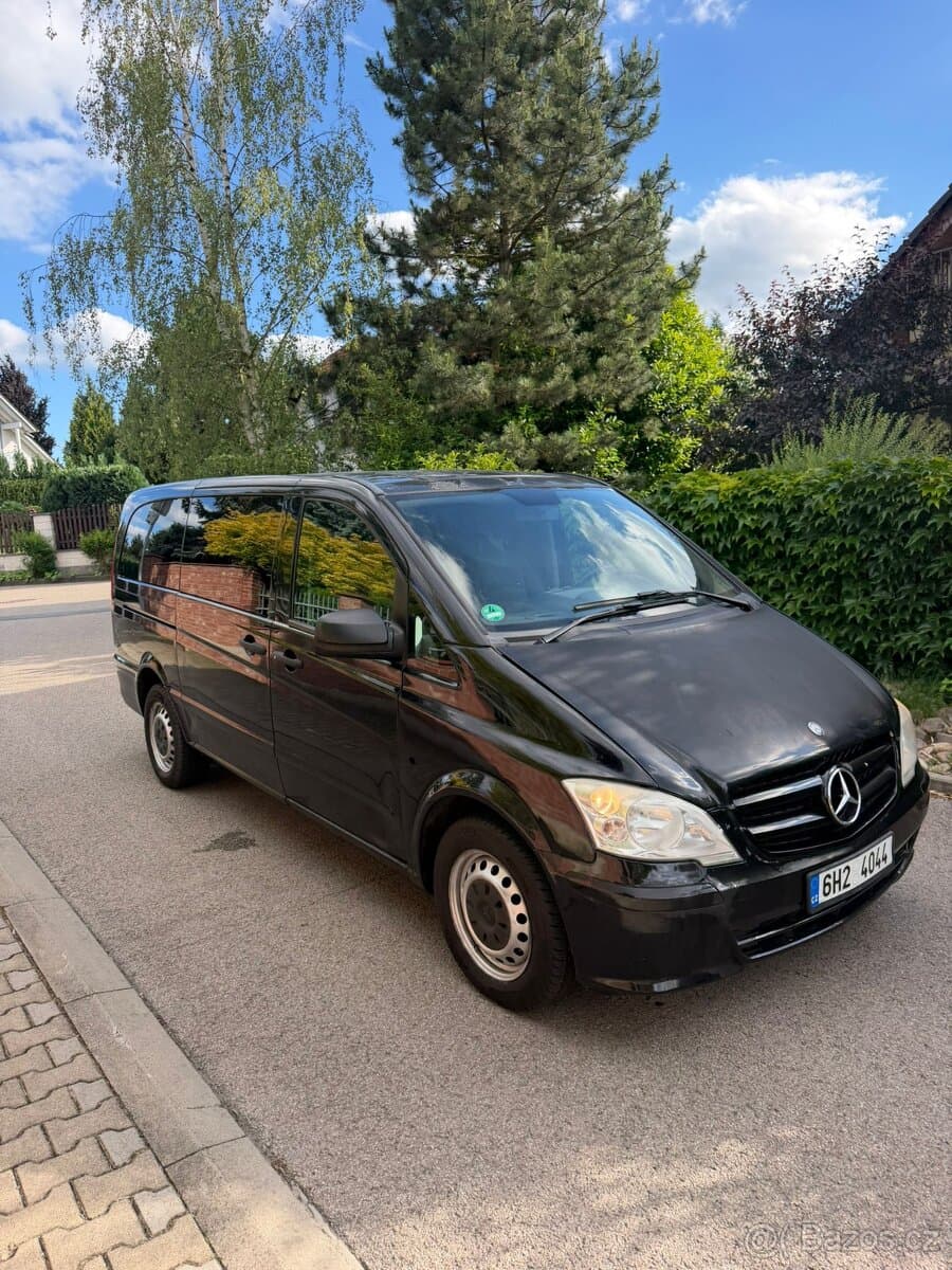 2011 Mercedes-Benz VIANO - 2