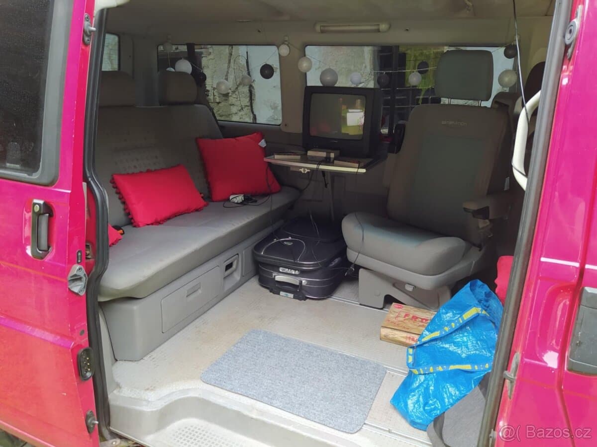 2001 Volkswagen MULTIVAN - 2