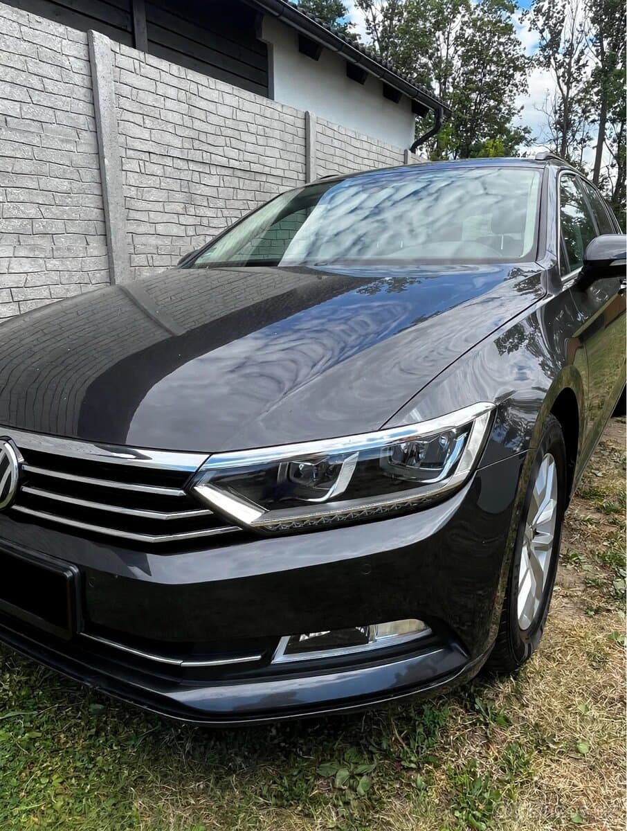 2019 Volkswagen PASSAT - 2