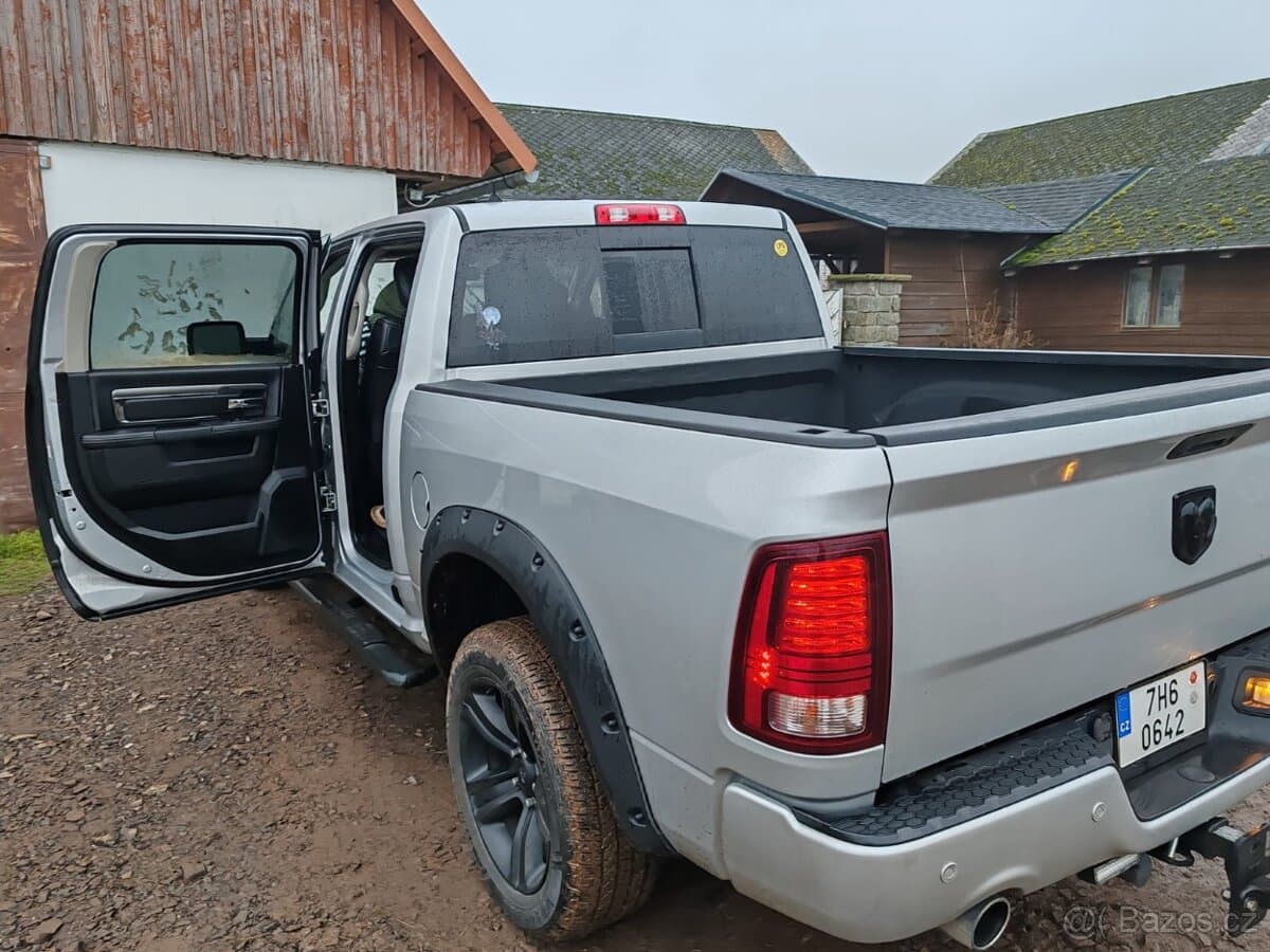 2018 Dodge OSTATNÍ - 2